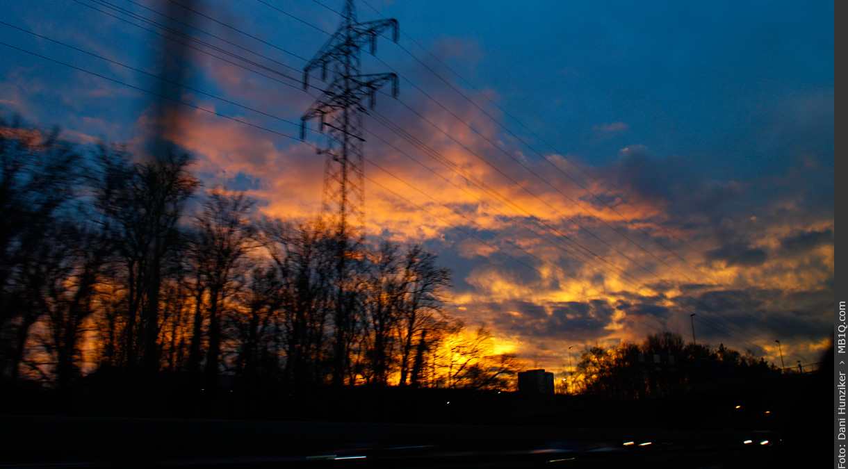 Heimfahrt dem Sonnenuntergang entgegen