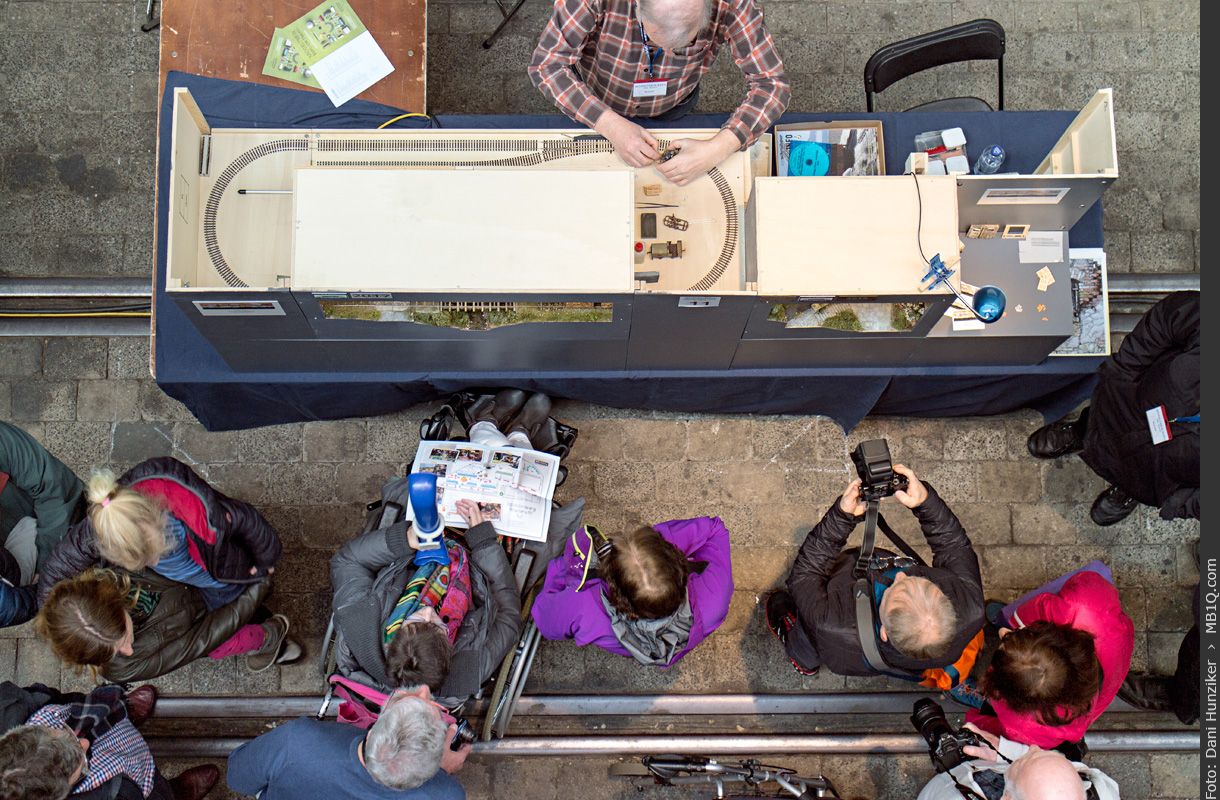 «Achtung! Feldbahn kreuzt» von oben, Mst. 1:35, Marcel Ackle